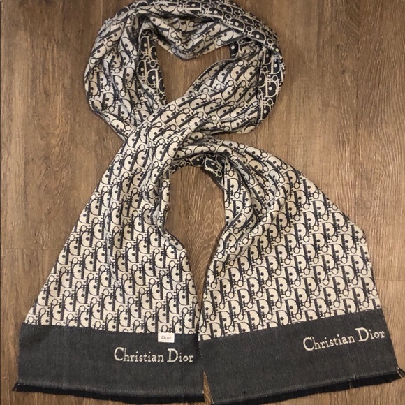 Christian Dior Oblique Bleu Marine scarf. Beautiful and so soft! Still has tags! - Picture 3 of 5